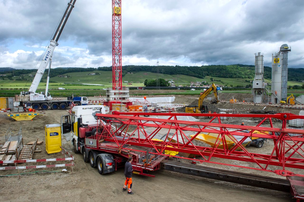 Chantier Lavasson - Arrivée de la grue - Mai 2026